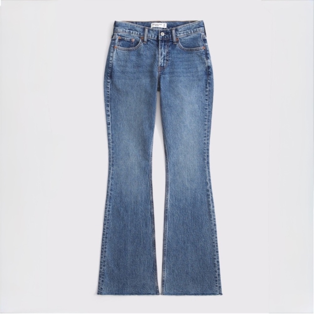 Abercrombie & Fitch Curve Love Mid-Rise Bootcut Jeans